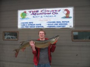 Ventura, Iowa Man Wows At Crazy Minnow With Huge Clear Lake Musky!