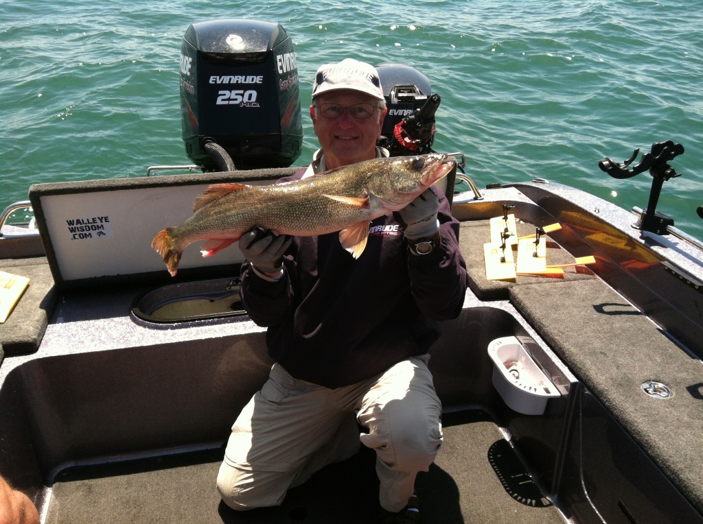 Spike with the biggest fish caught out if his Ranger 620 at Lake Erie on Day 6--a 29 incher!!  Derek, Pat, and him caught and released a total of 24 walleyes while Jim Lyon and Chris Speicher caught and released 25 walleyes!  A glorious fishing day!!