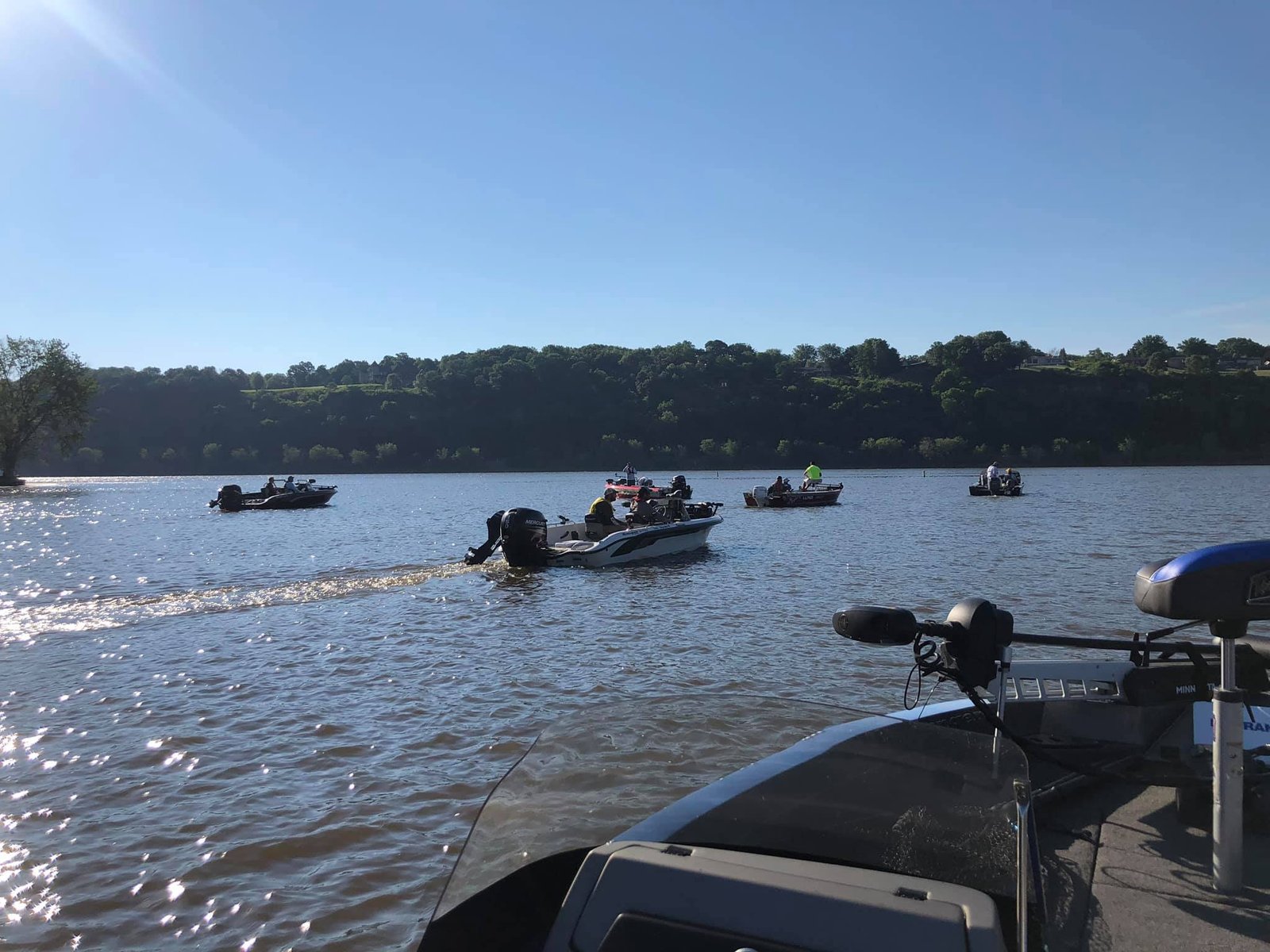 Boats launching for the 2021 Lake McBride Fall Tournament