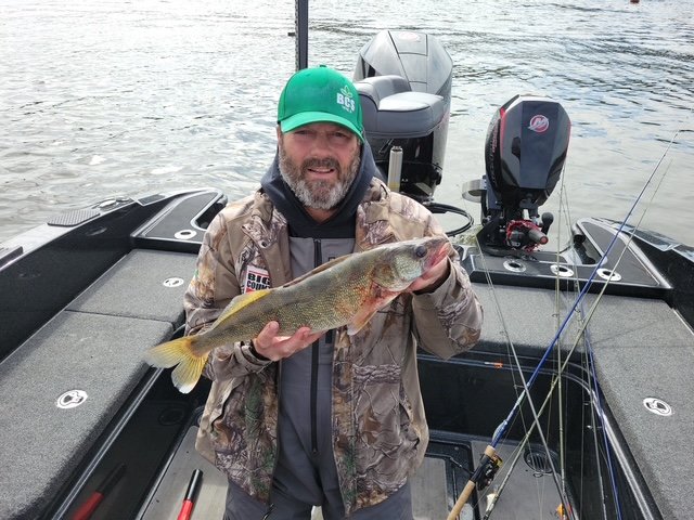 Rick Steffen with a big fish at the 2023 Pool 12 Tournament